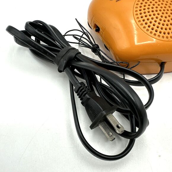 Duraband AM/FM Digital Clock Radio Model CR - 500 Orange - Picture 4 of 11